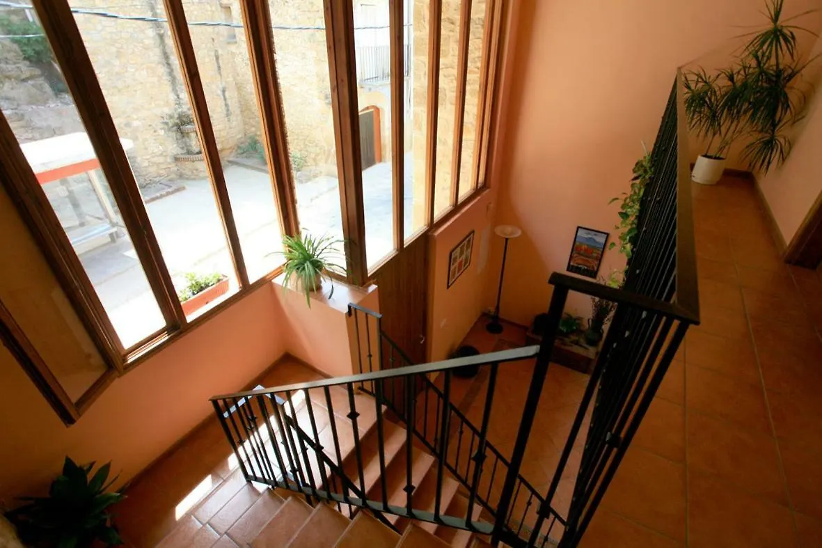 La Premsa Guest House Arnes Spain